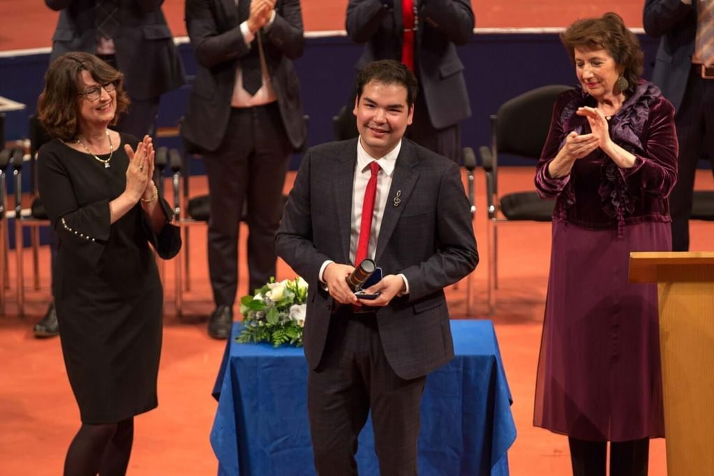 Academy graduates win first and third prize at the Leeds International Piano Competition 2021