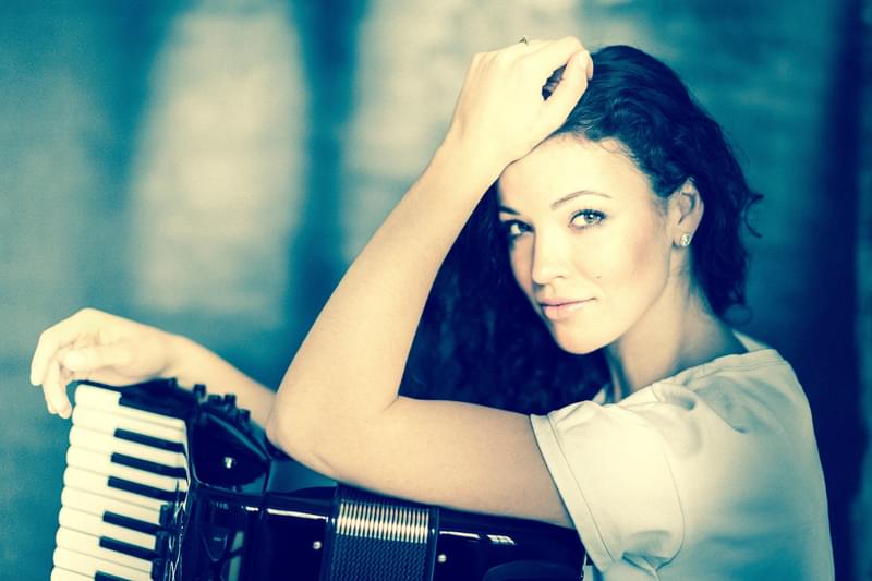 Headshot of Accordionist Ksenija Sidorova