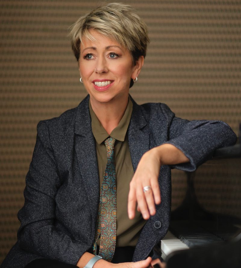 Nikki Iles
